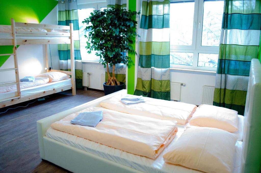 Gröbenzell Hostel Nanina الغرفة الصورة
